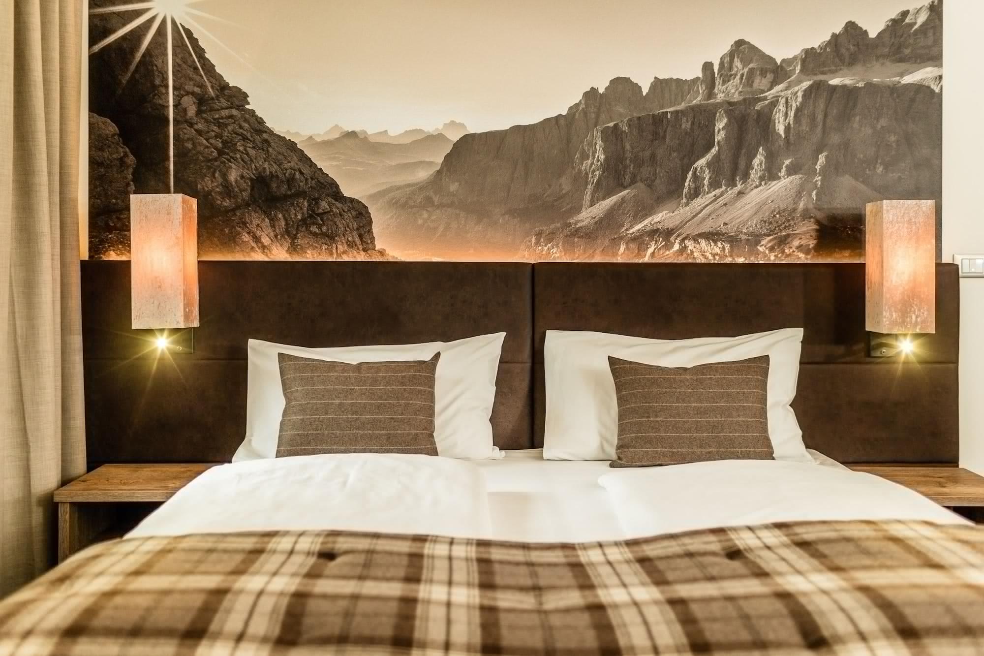 Hotel Touring Dolomites Santa Cristina Val Gardena Exterior foto